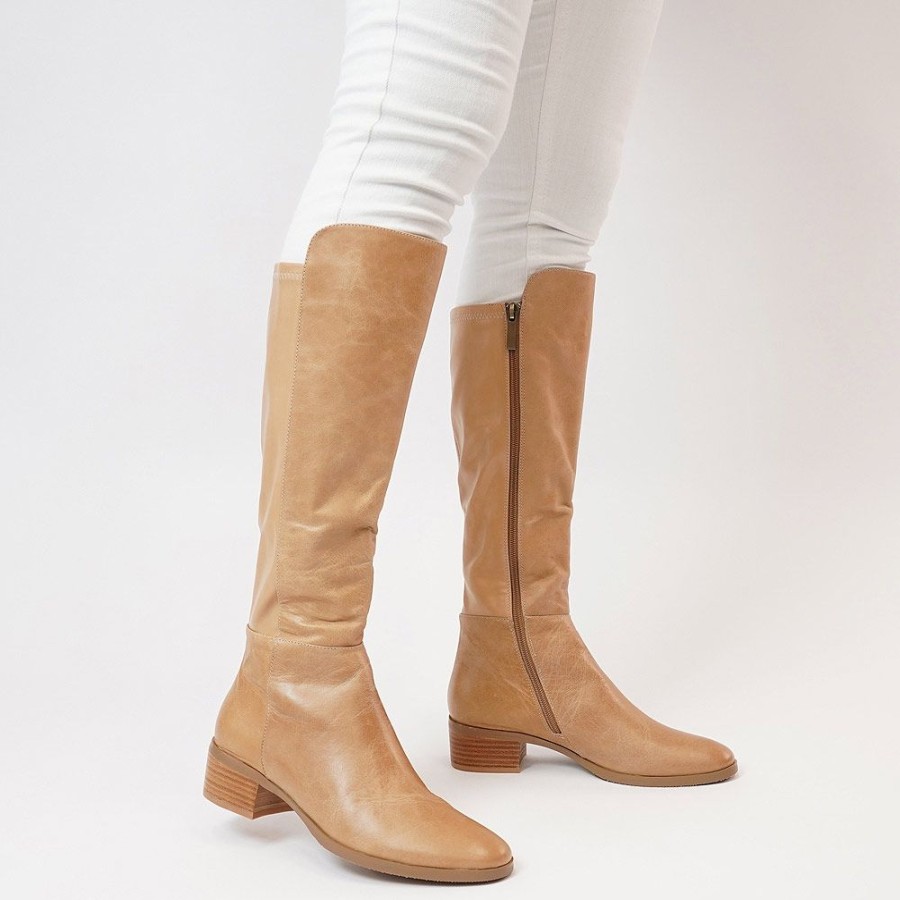 Boots Django & Juliette | Tetley Cappacino