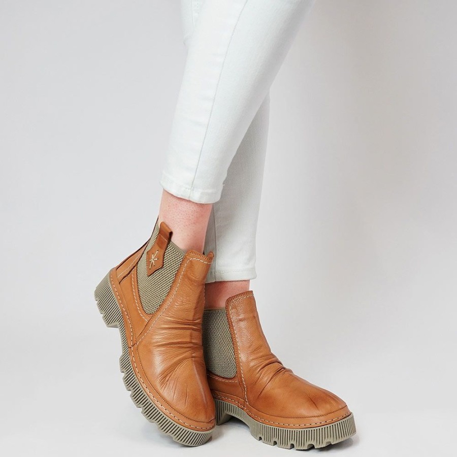 Boots Sala | Ripper Coconut