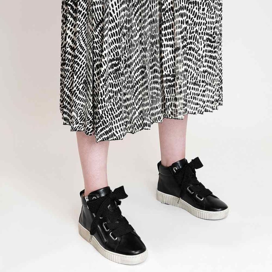 Flats EOS Shoes | Joyous Black Leather Sneakers