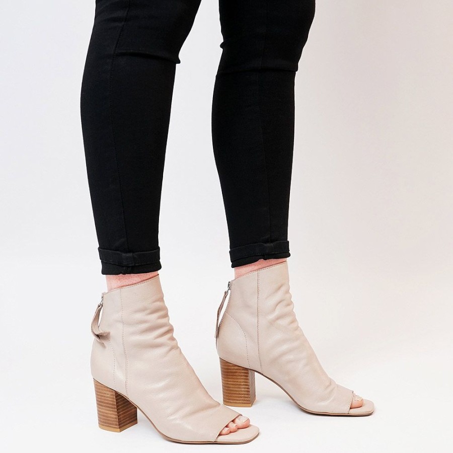 Heels Top End | Cilin Cafe