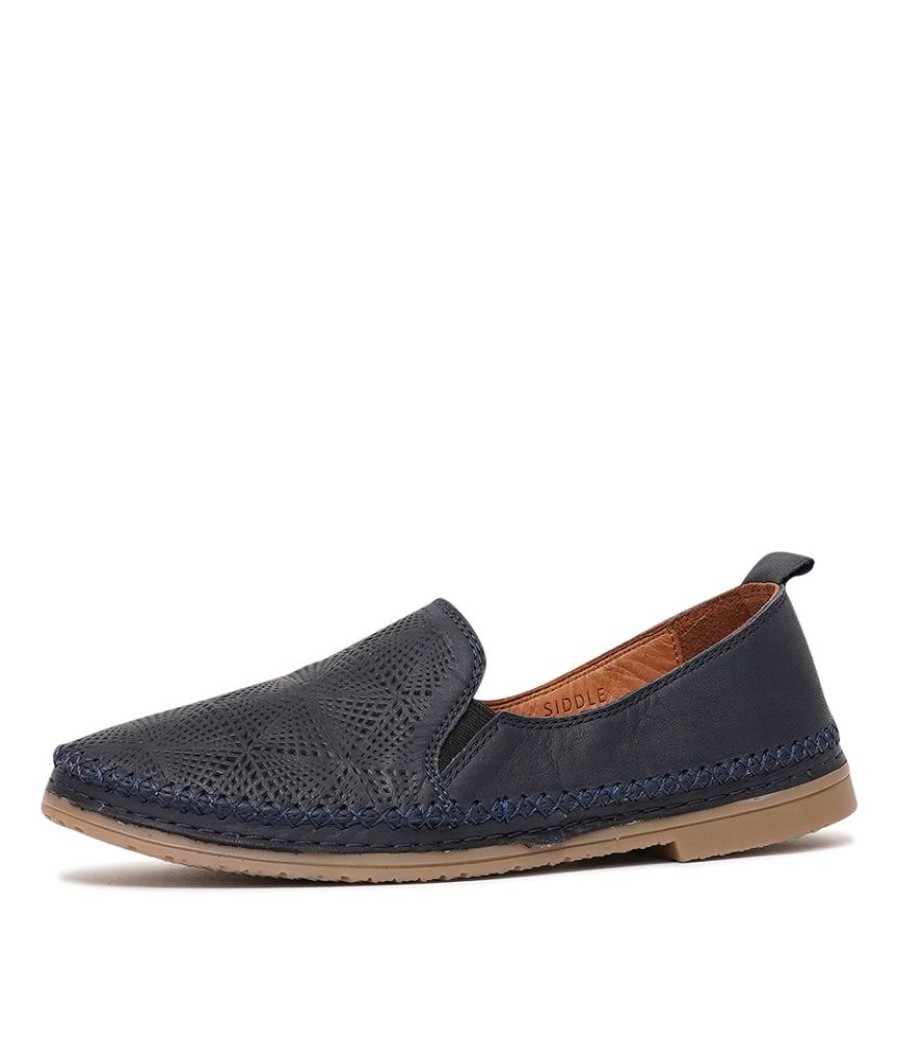 Flats Sala | Siddle Navy