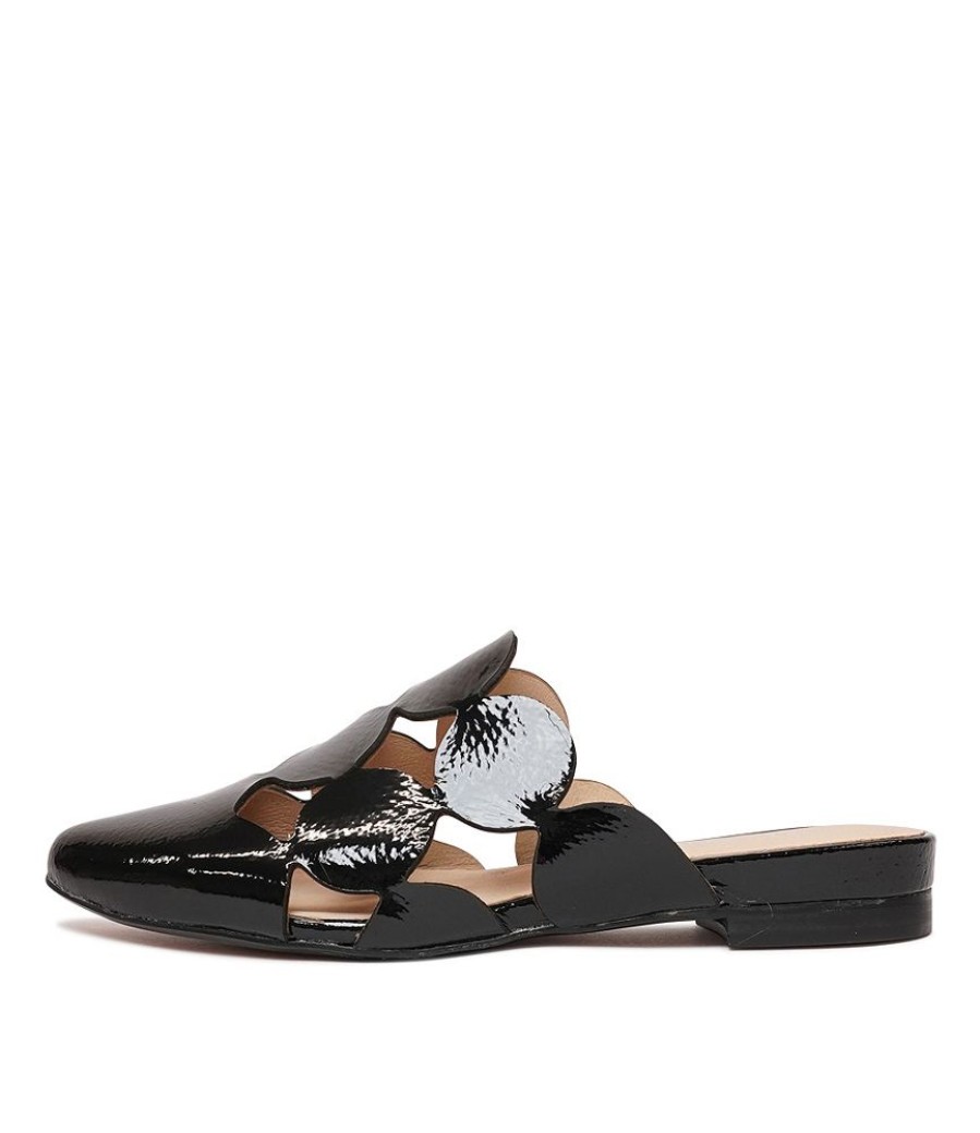 Flats Top End | Forli Black Patent Leather Mules