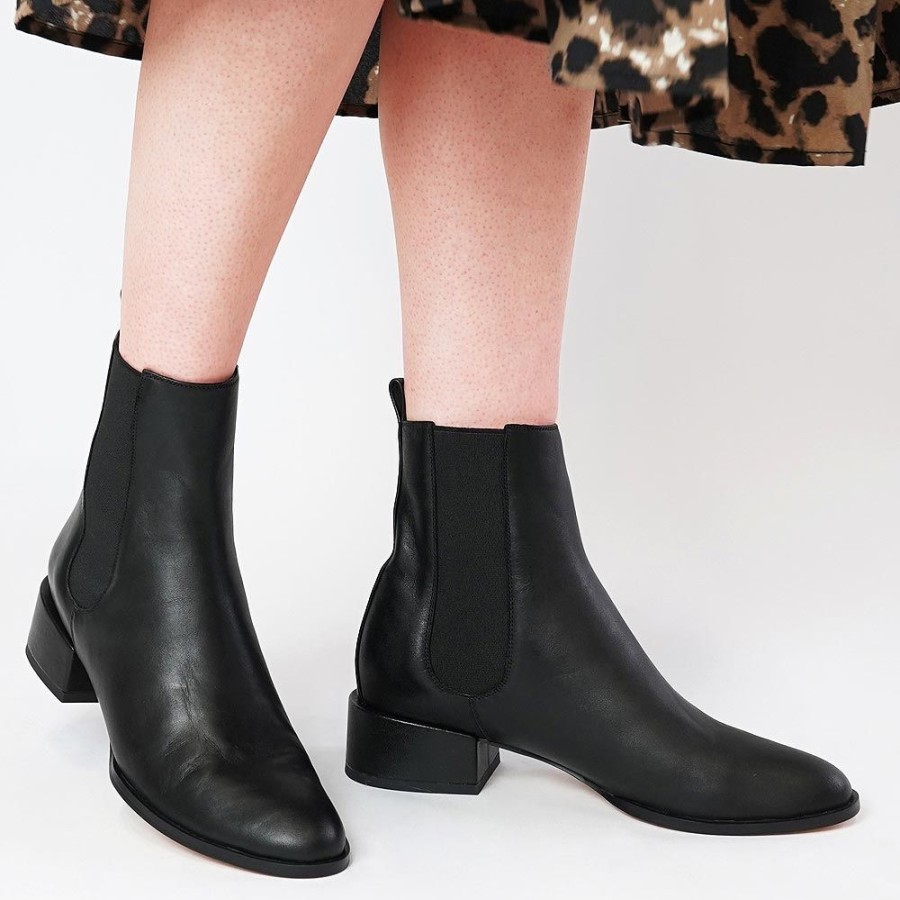 Boots EOS Shoes | Casar Black