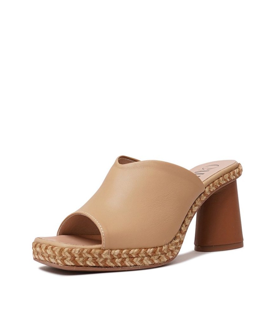 Heels Gaimo | Pascal Camel