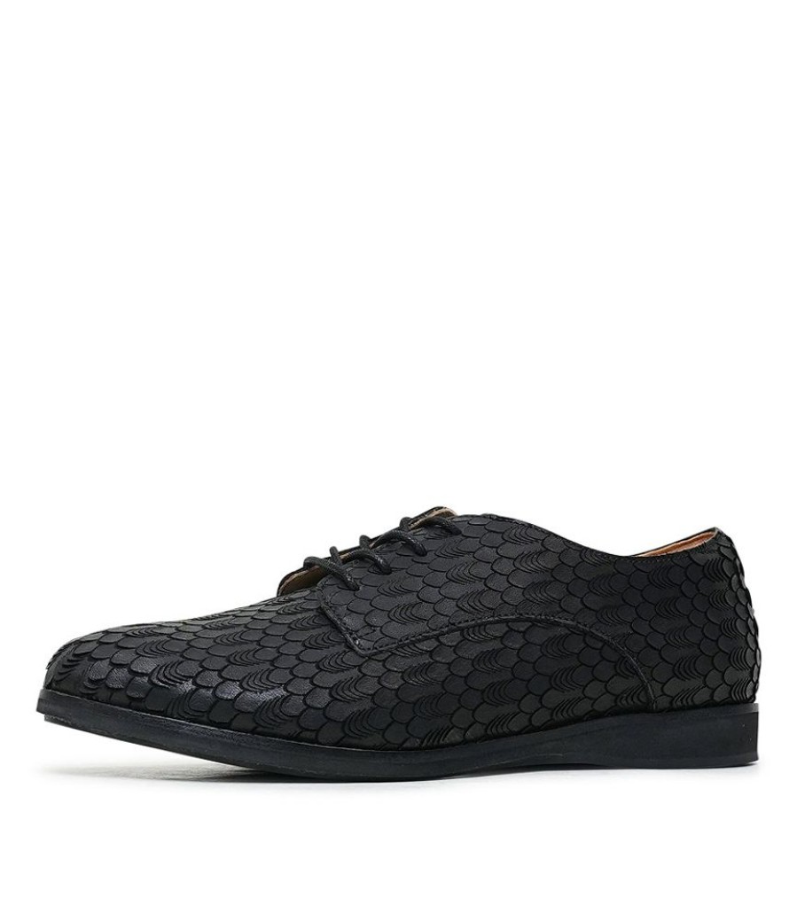 Flats Rollie | Derby All Black Geo