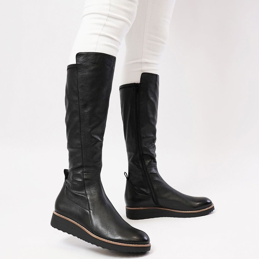 Boots Top End | Oletta Black