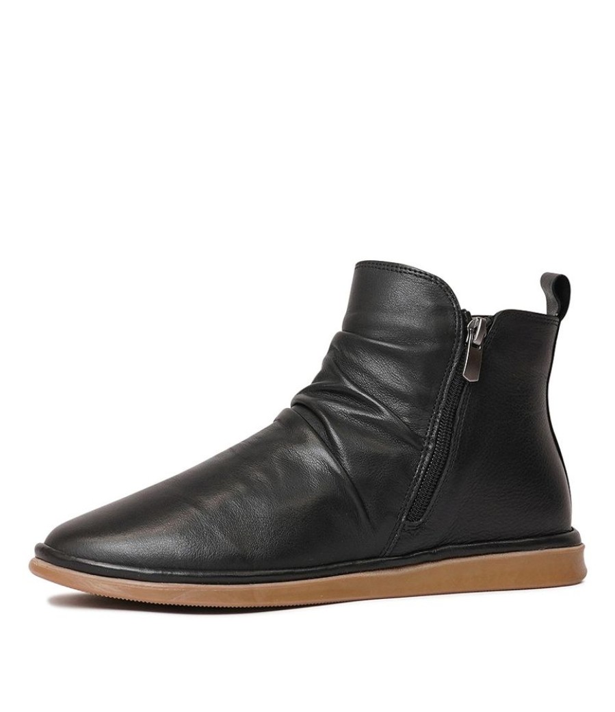 Boots Sala | Manic Black Leather Ankle Boots