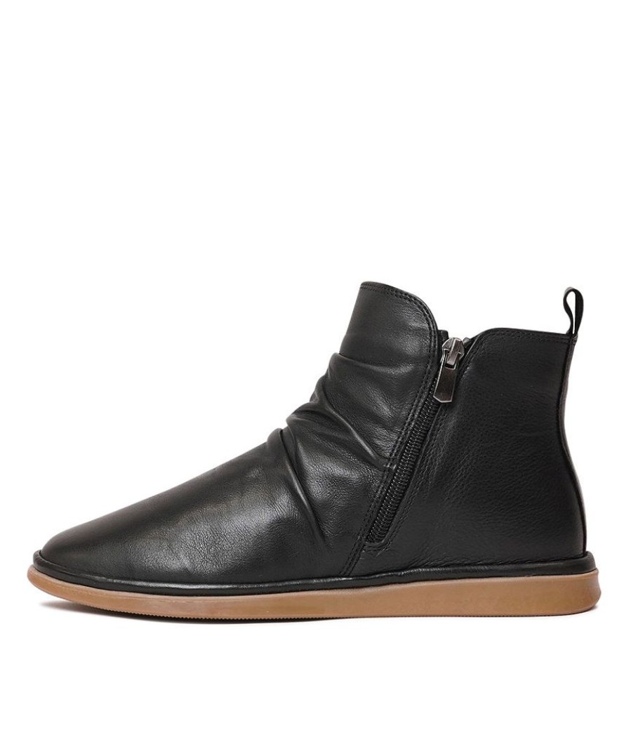 Boots Sala | Manic Black Leather Ankle Boots