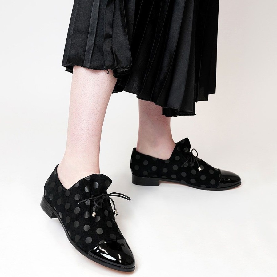 Flats Django & Juliette | Jabin Black Patent/ Black Dot Suede Flats