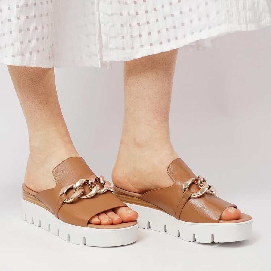 Sandals Django & Juliette | Rablise Dark Tan/ White Leather Slides