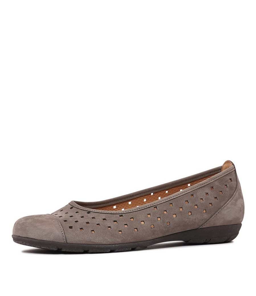 Flats Gabor | Skylar Wallaby